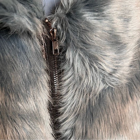 EXPRESS x Negin Mirsalehi Faux Fur Bomber Jacket. Size XS - Picture 6 of 11